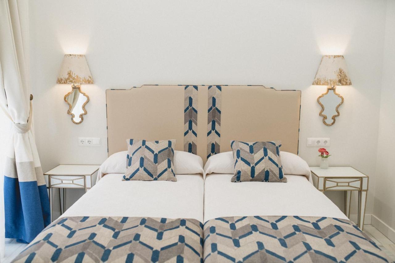 Apartamentos Abreu Suites Севиля Екстериор снимка