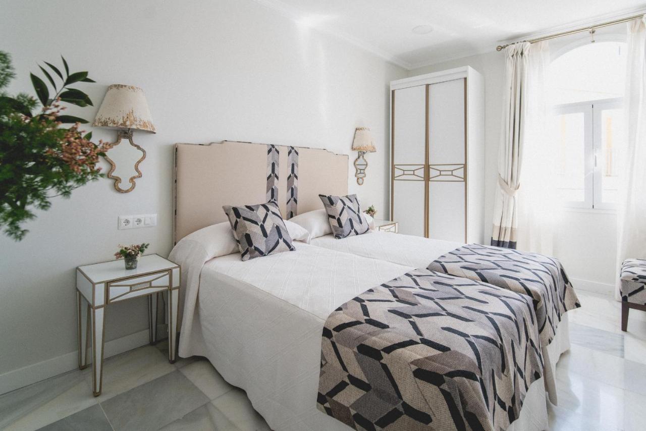 Apartamentos Abreu Suites Севиля Екстериор снимка