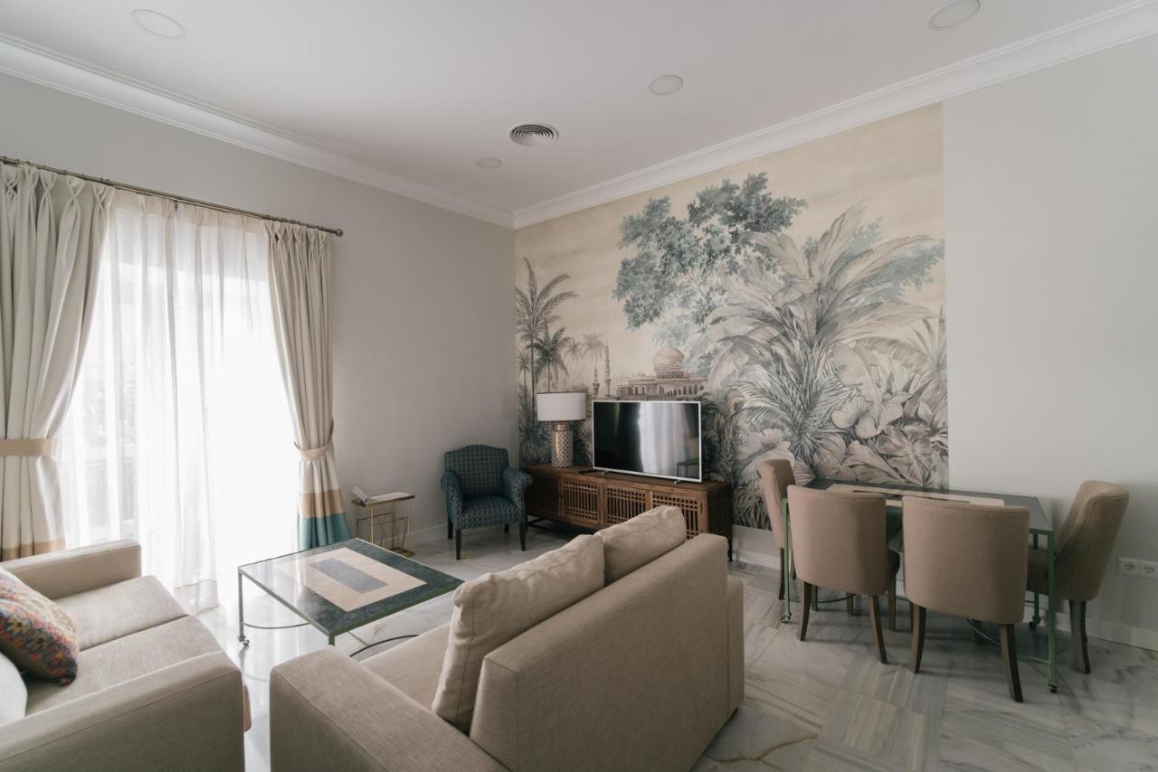 Apartamentos Abreu Suites Севиля Екстериор снимка