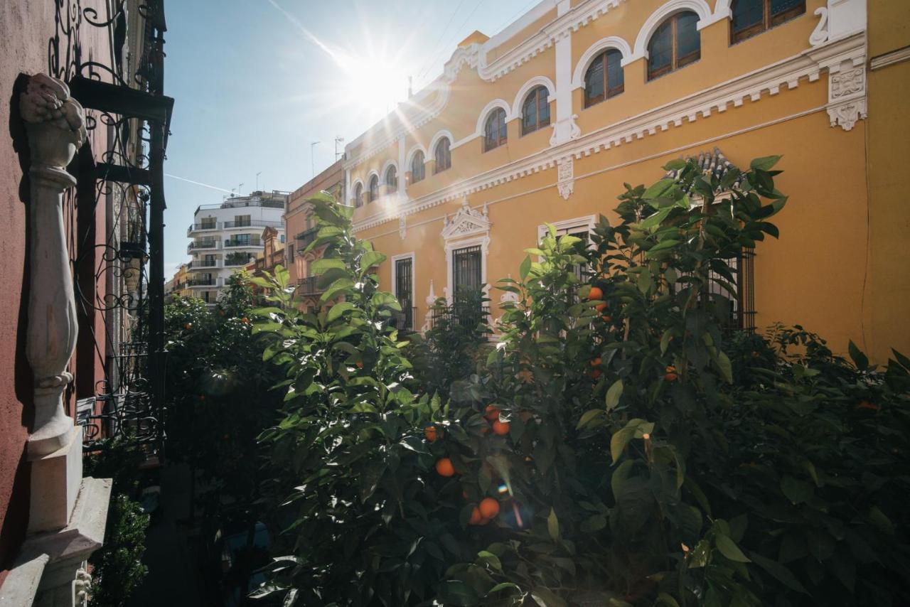 Apartamentos Abreu Suites Севиля Екстериор снимка